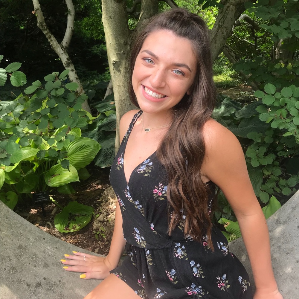 Meet your Posher, Mara